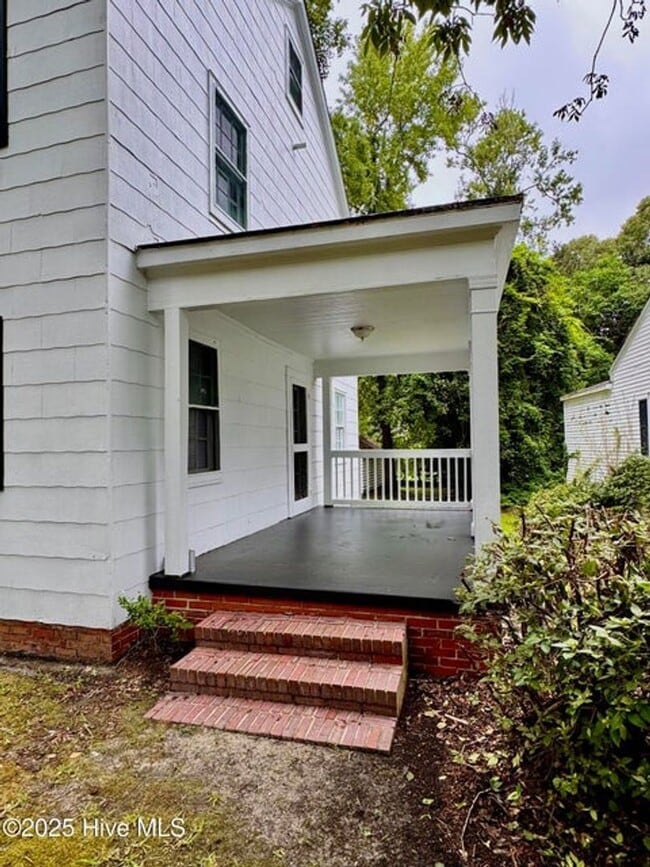 Photo - 306 Wilson Ave