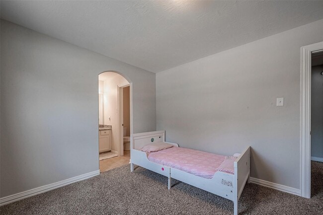 Building Photo - 28314 Calaveras Lake Dr