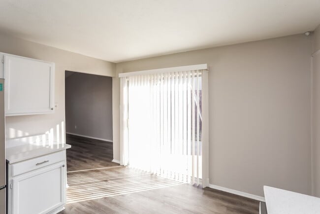 Photo - 9010 Millwood Dr