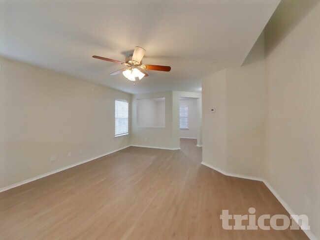 Photo - 19 Bedford Bay