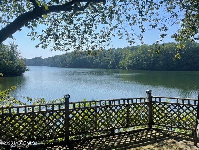Photo - 207 Lakeside Ave