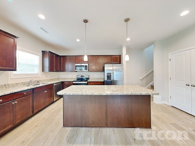 Photo - 20 Evergreen Ln