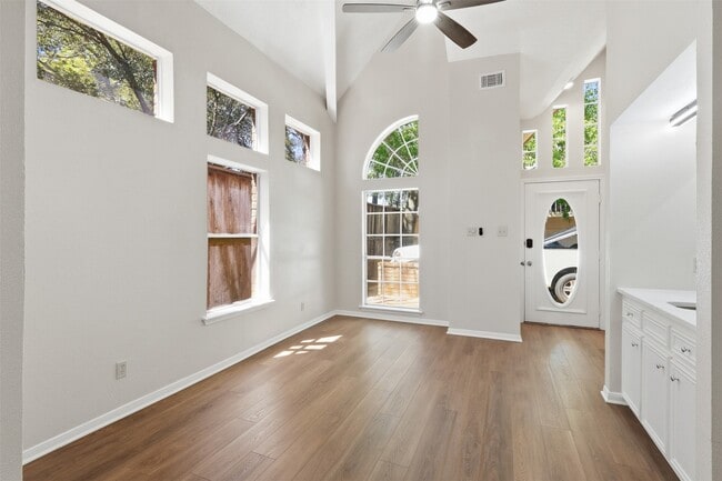 Photo - 5515 Strack Rd Unit 105