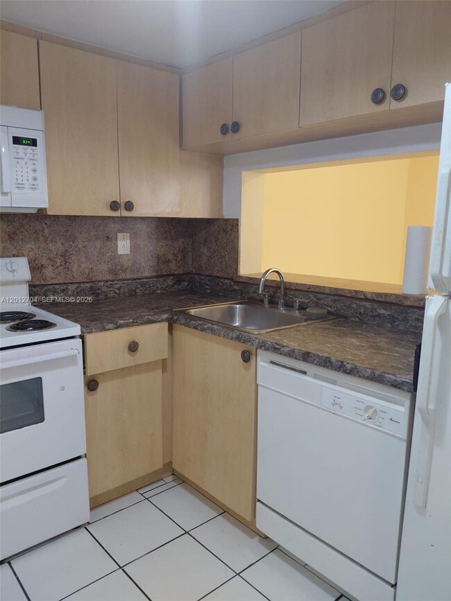 Photo - 11790 SW 18th St Unit 429-3