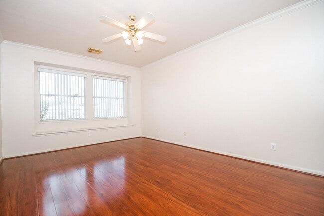 Photo - 14234 Silver Glade Ln