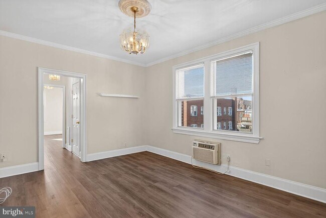 Building Photo - 1820 Swann St NW Unit 403