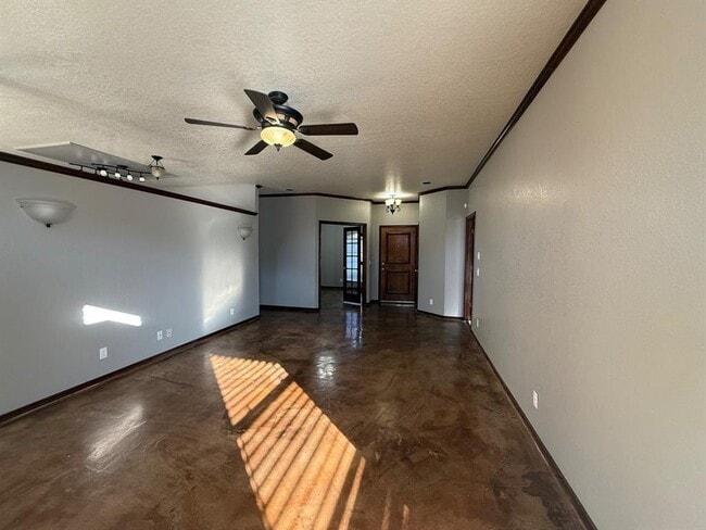 Photo - 18509 Chestnut Oak Dr