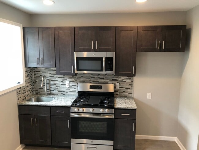 Photo - 1637 S Marston St