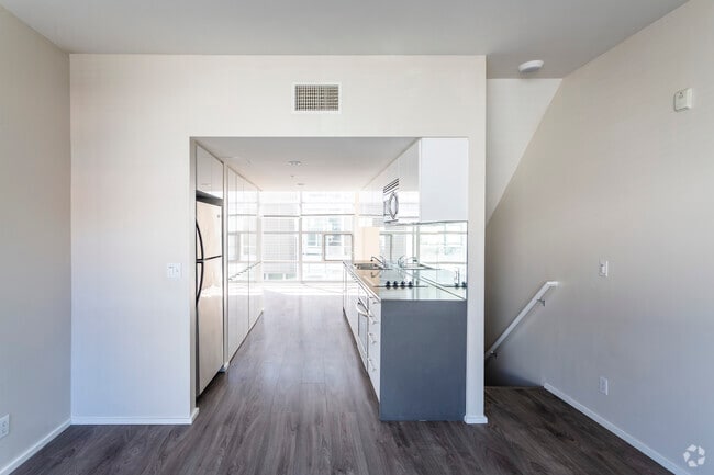 2 BR, 2 BA - Alta - Loft2015 Apartments