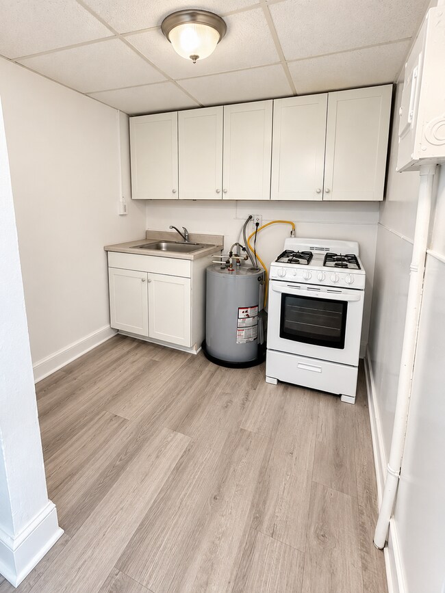 500 W Philadelphia St Unit 3