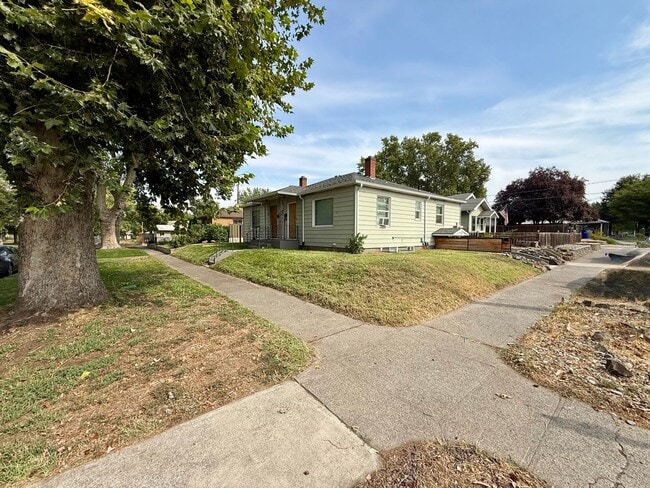 Photo - 1027 7th St Unidad 1027 7th Street
