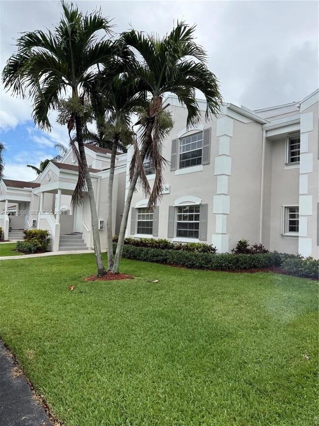 Photo - 2260 SE 27th Dr Unidad 204-E