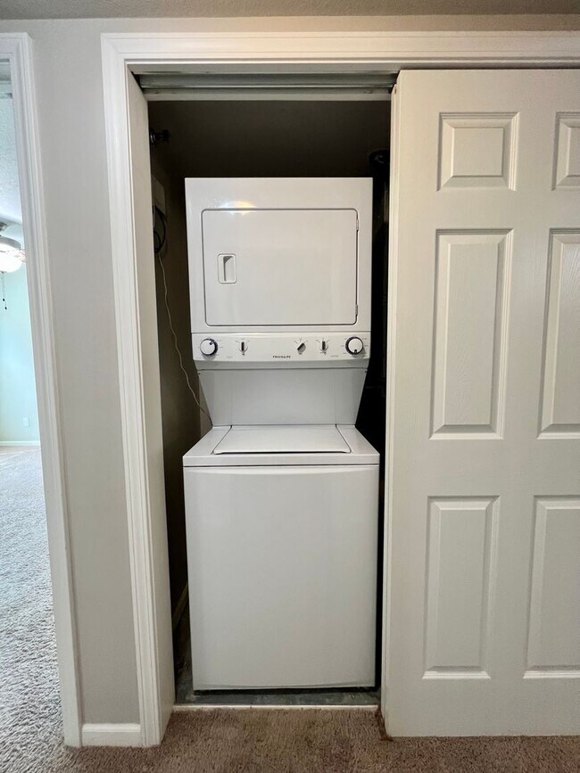 Photo - Pre-Leasing Now! Modern 2 Bed, 2 Bath – Ce...