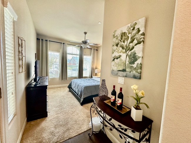 Photo - 471 Rosewood Ave Unidad 2