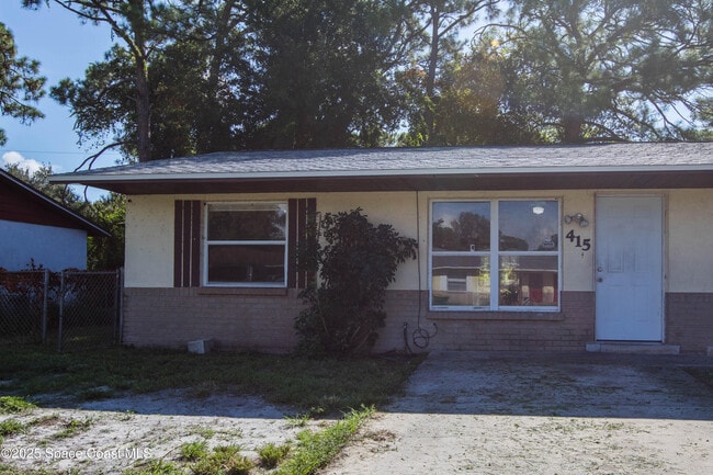 Building Photo - 415 Country Ln Dr Rental