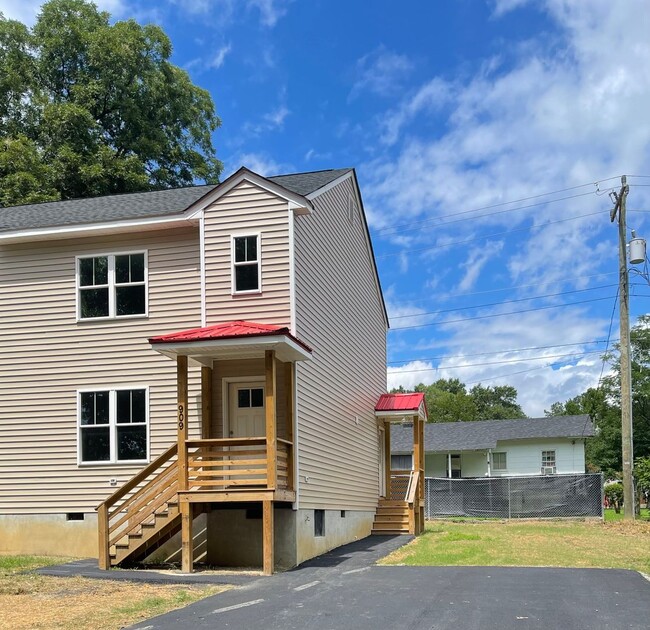 Beautiful two-story duplex - Beautiful two-story duplex Casa