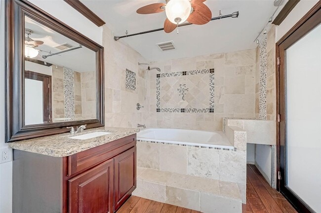 Photo - 26611 Meadow Ln