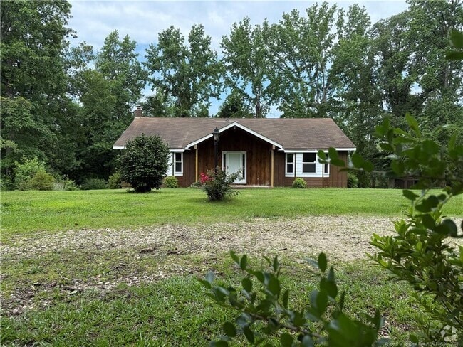 Building Photo - 1057 Andrews Rd Rental