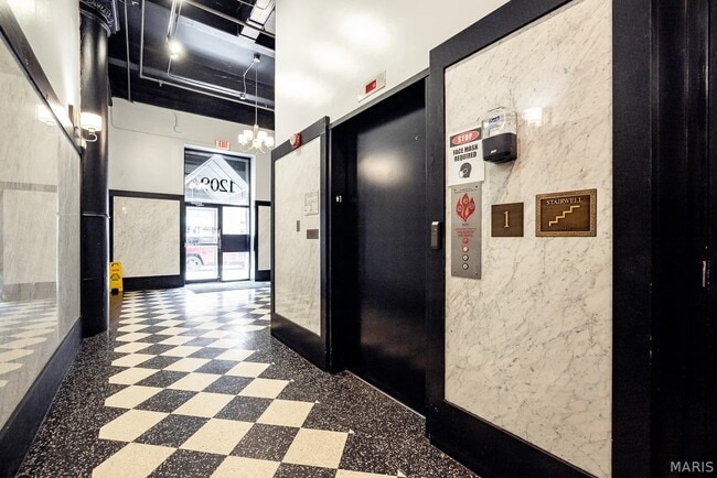 Photo - 1209 Washington Ave Unit 302