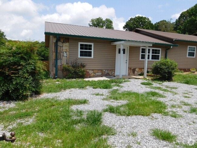 Building Photo - 1656 Ward Rd Rental