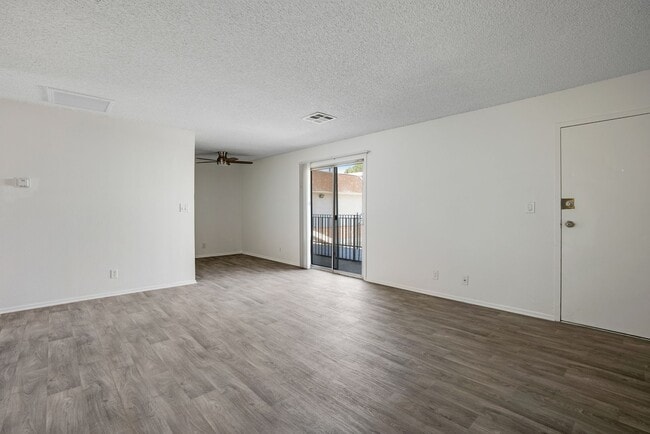Windsor Arms Apartments