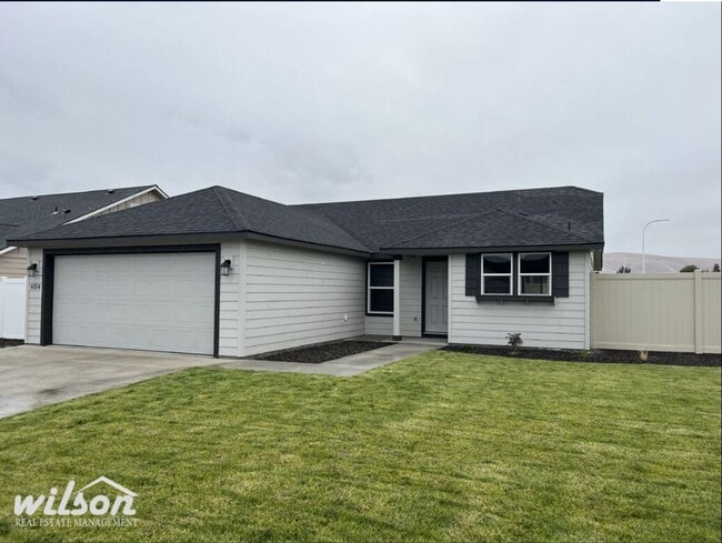 Building Photo - COMING SOON! 3bd/2ba House in West Valley!