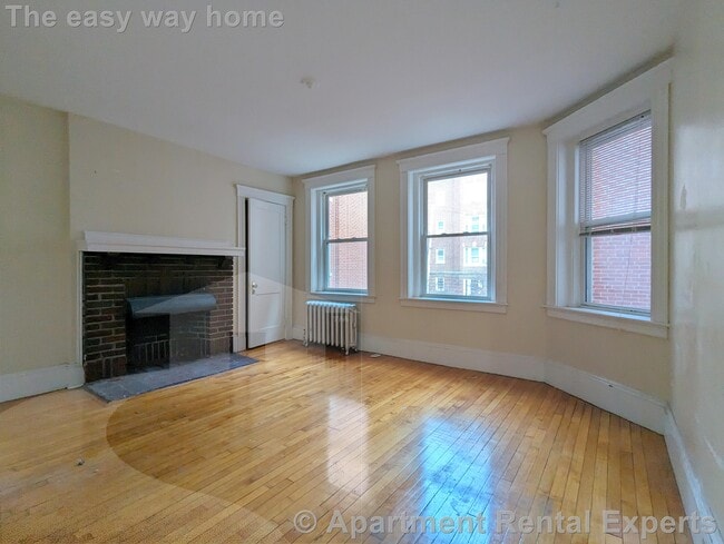 Building Photo - 6 Craigie Cir Unit #24