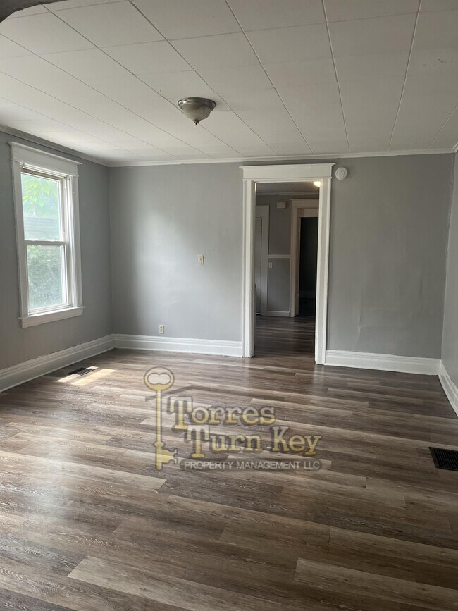 557 Glide St Townhome Townhome Rental in Rochester NY