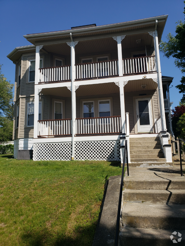 Building Photo - 11 Trenton St Unit 1 Rental