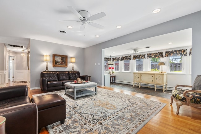 Building Photo - 12710 Schooner Dr Rental