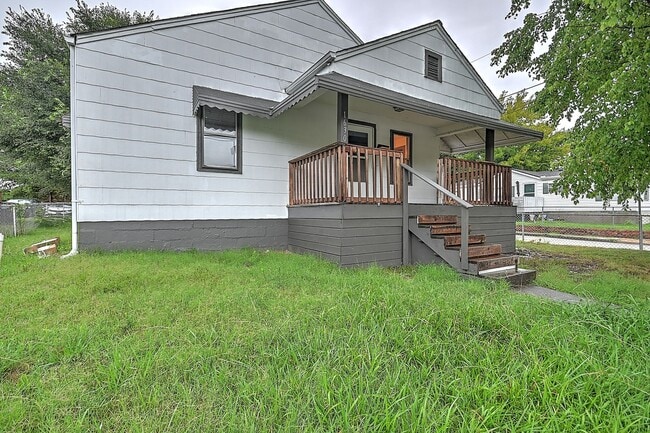Photo - 1630 Park St