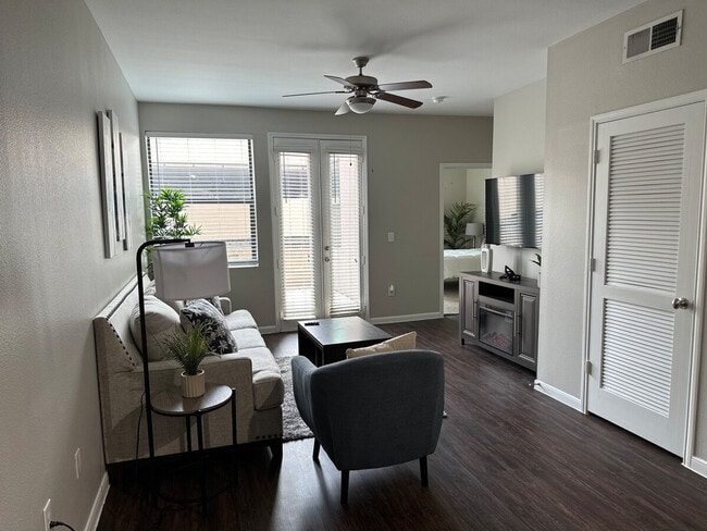 Photo - 800 W Sam Houston Pkwy N Unit ID1335680P