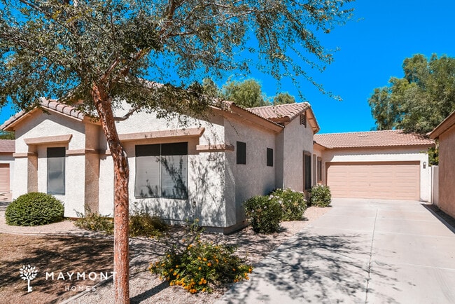 Photo - 926 E Madeline Dr