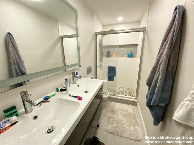 Photo - 113 Hillside St Unidad 1