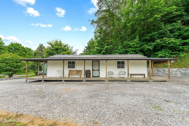 Photo - 519 Country Oaks Dr