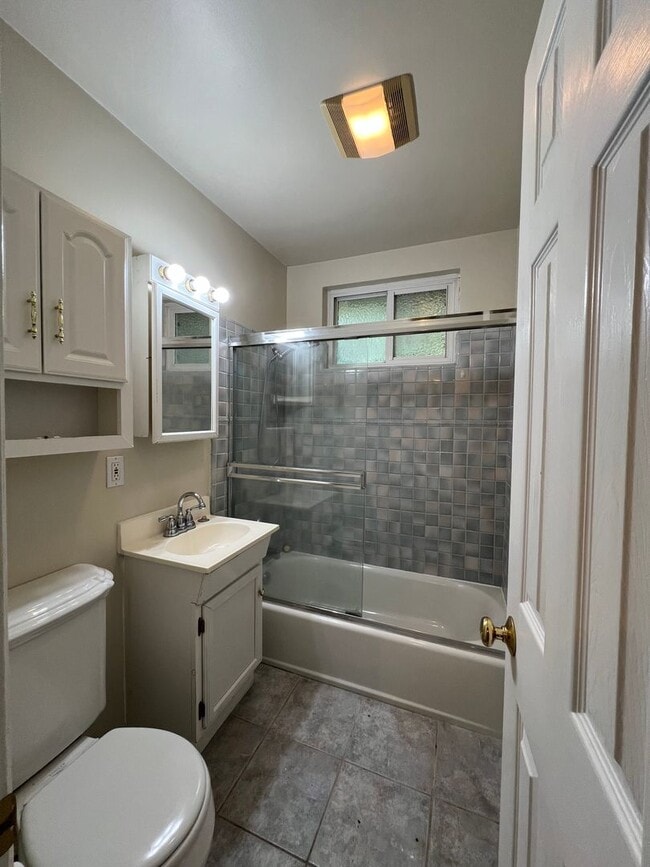 Photo - Charming 3bd / 2ba Long-Term Rental