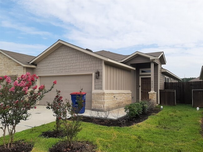 Building Photo - 9852 Grosbeak Ln Rental