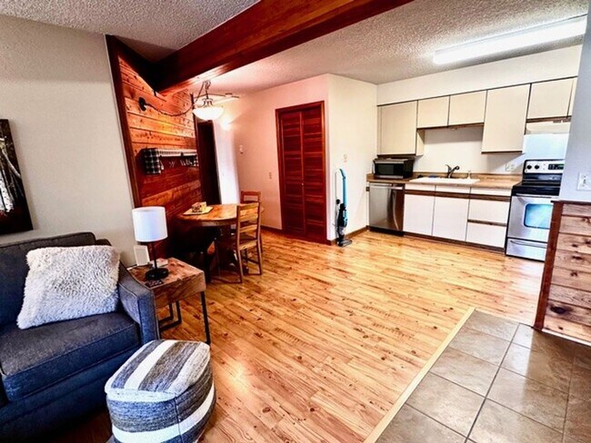 Photo - Long Term Rental- 549C Rainbow Village