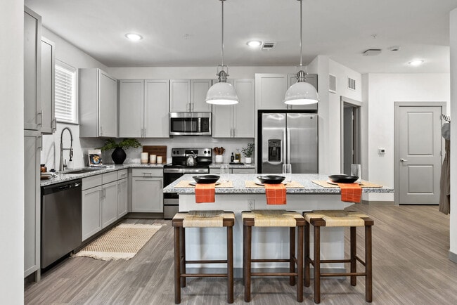 Photo - Sereno Canyon Falls