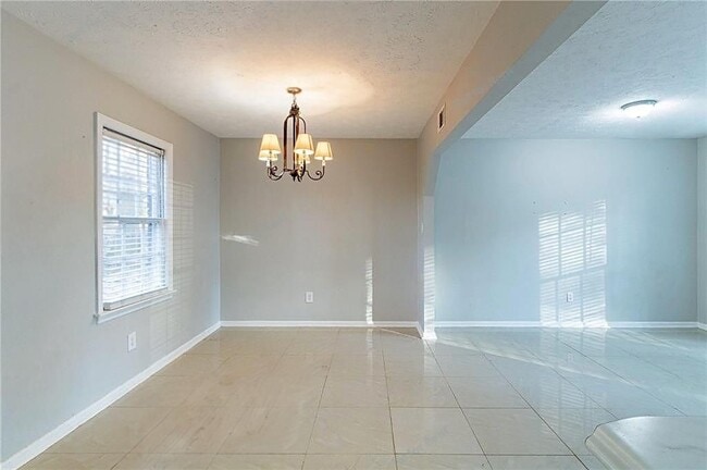 Photo - 392 Harmony Grove Rd