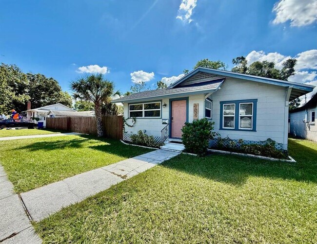 Photo - 2120 46th Ave N
