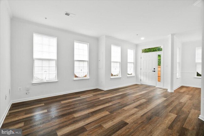 Photo - 116 Whiskey Creek Cir