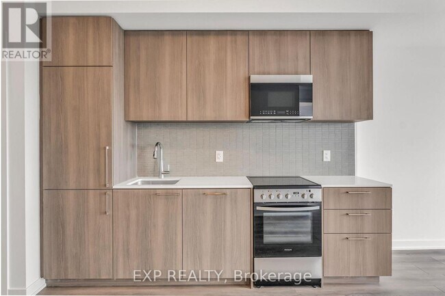 Photo - 7437 Kingston Rd Unit 908B