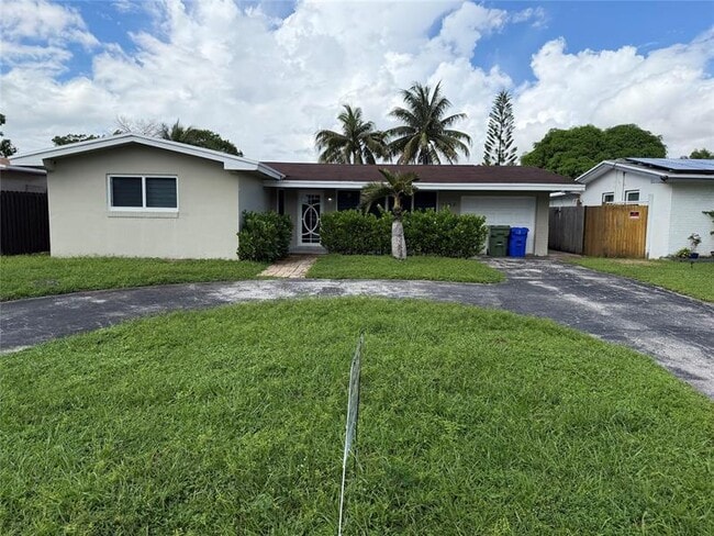 Building Photo - 1130 NW 83rd Way Rental