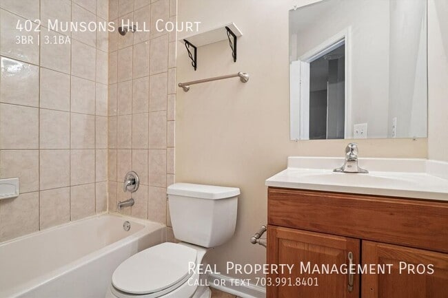 Photo - 402 Munsons Hill Ct