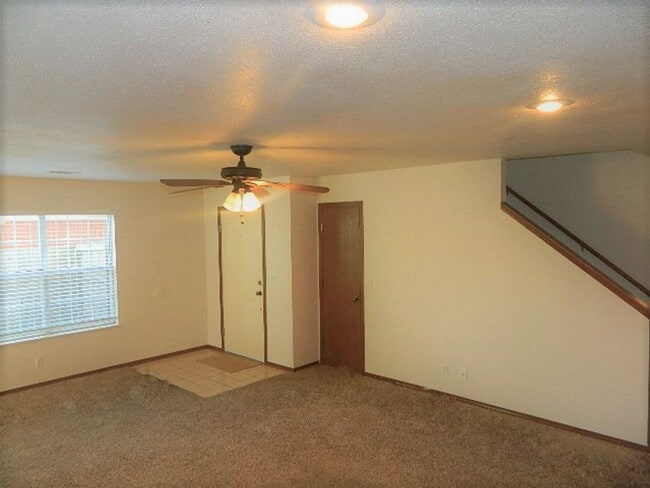 Photo - 822-824 N. Daisy Ln Unit DAISY 822-1