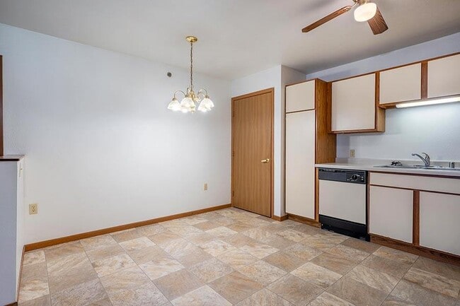 WOODSIDE VILLAGE APARTMENTS