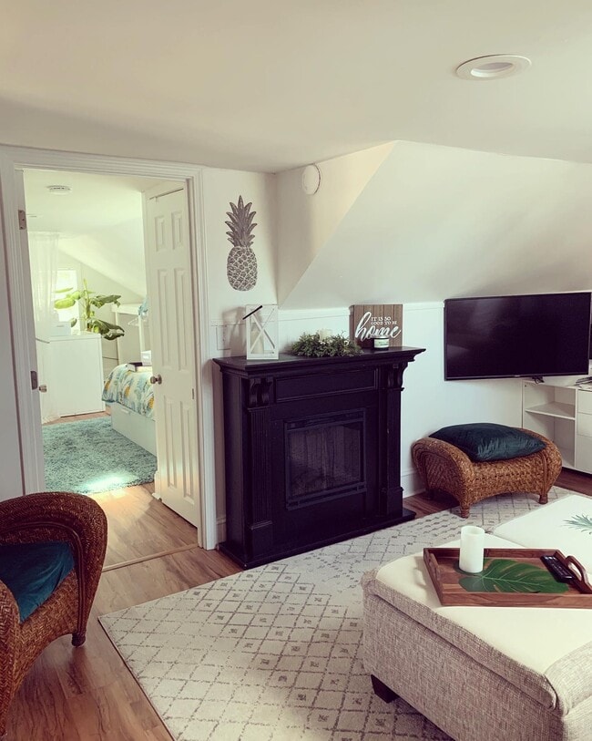 Photo - 2519 Mcneill Cir Unidad B