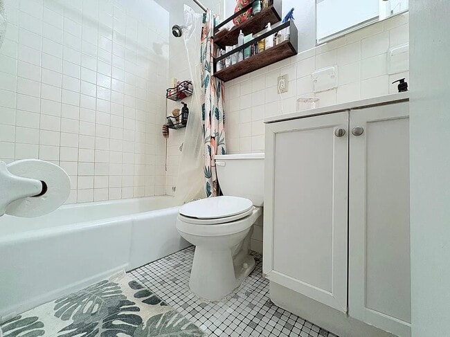 285 15th St Unit 3C