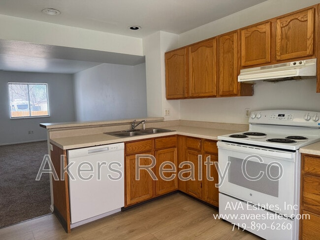 Photo - 1405 E 19th St